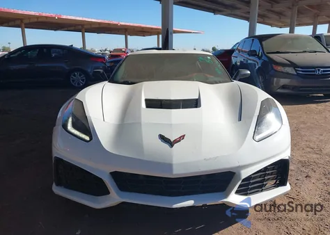 2014 Chevrolet Corvette Stingray Z51 z USA, uszkodzony, nr VIN 1G1YL2D72E5126361